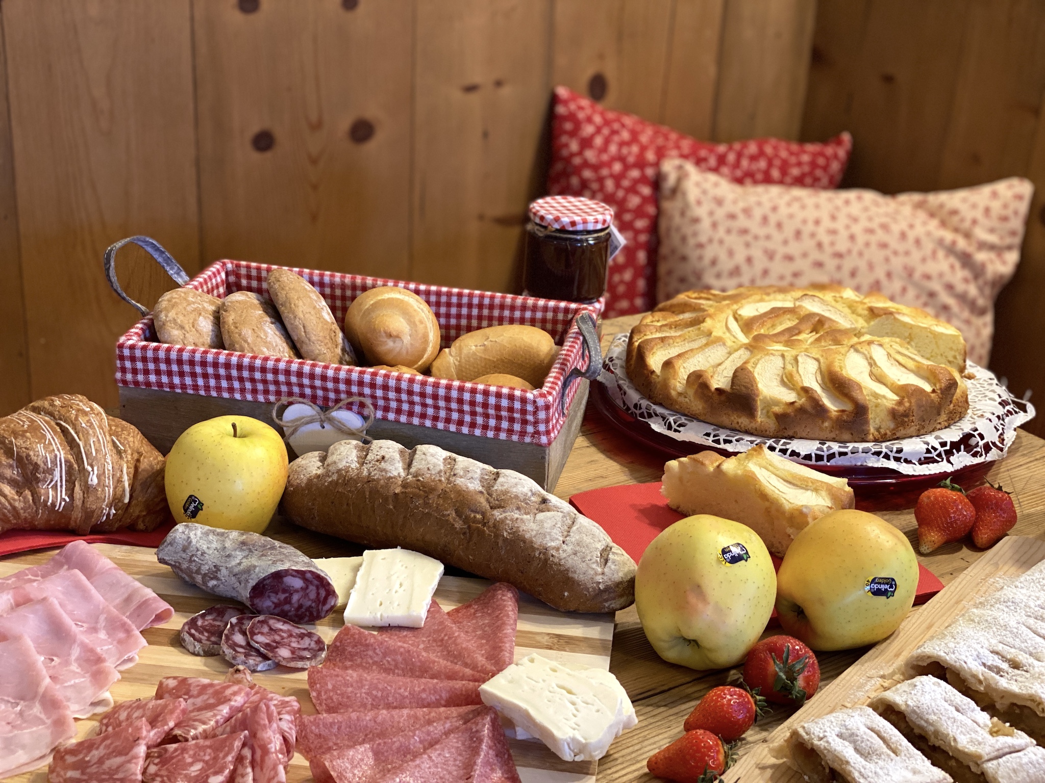 colazione dolce e salata-agriturismo la canonica